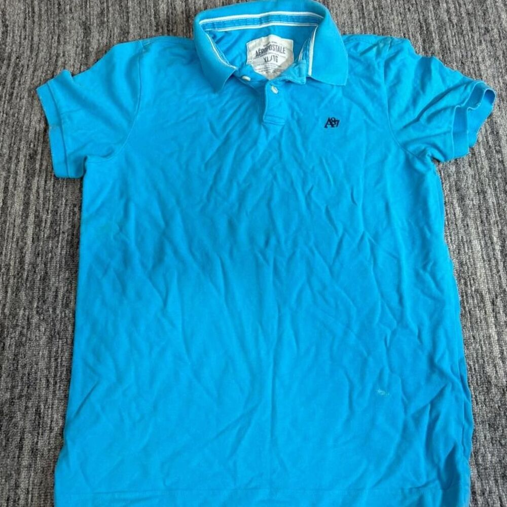 Super crazy vintage retro Y2K grail tuff af Blue Aeropostale cotton polo